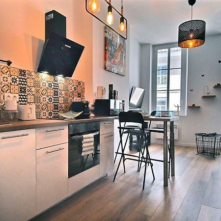 Appartement Neuf Hyper Centre _ Saint Ferreol Marseilles Exterior foto