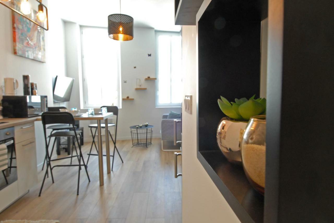 Appartement Neuf Hyper Centre _ Saint Ferreol Marseilles Exterior foto